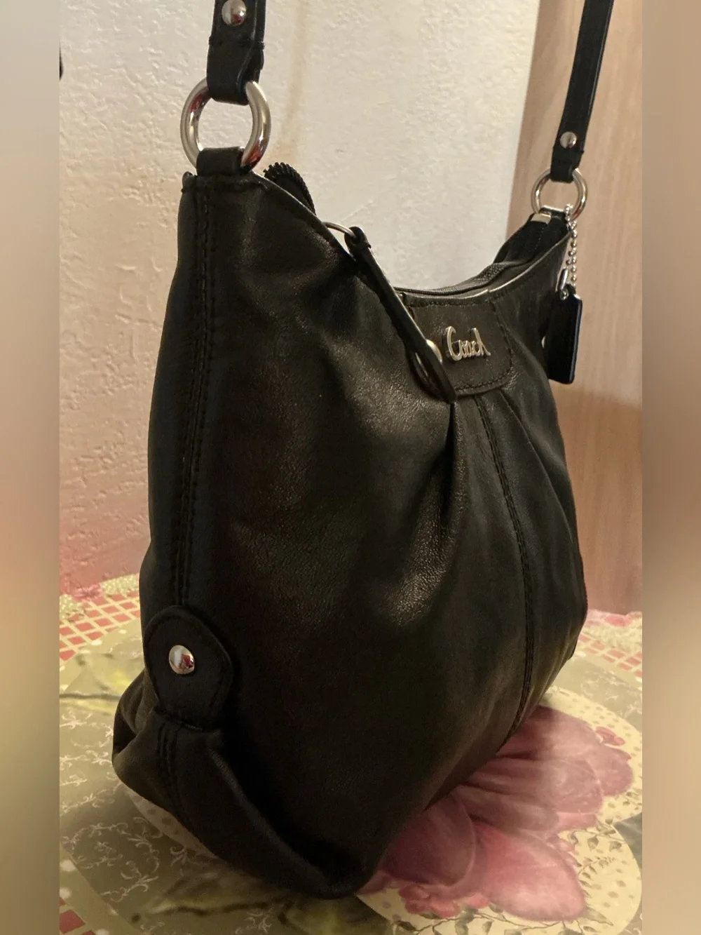 Coach Ashley Vintage Black Crossbody w/Purple Satin Exterior - EUC - Picture 4 of 8
